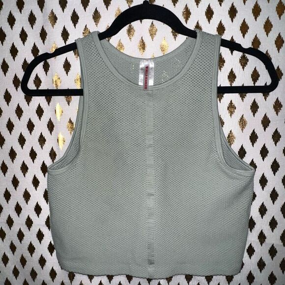 Fishnet workout top and off shoulder crop top Bundle set size M - Picture 3 of 10